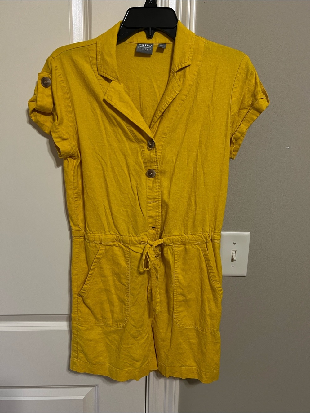 New York & Company Mustard Yellow Short Sleeve Romper